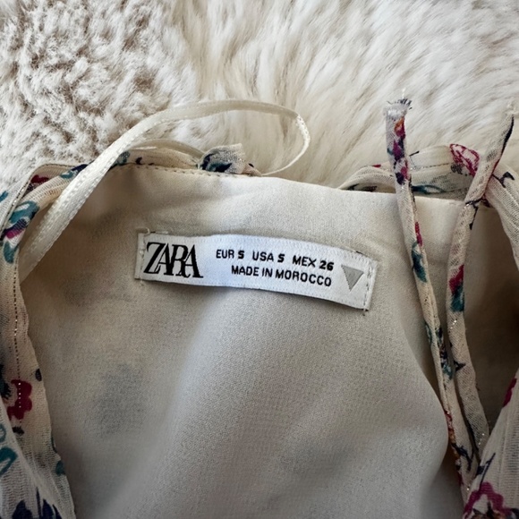 Zara Floral Mini Dress - Picture 3 of 3